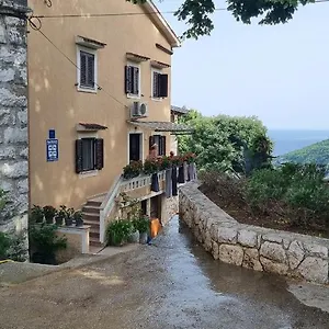 sobe-biserka-i-mario-brsec.primorje-gorskikotar.com/